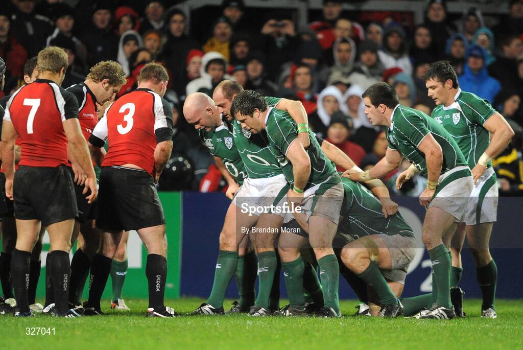 8 November 2008; The Irish pack, from left, John Hayes, Rory Best, Marcus Horan, Shane Jennings and David Wallace prepare for a scrum against Canada. Guinness Autumn Internationals, Ireland v Canada, Thomond Park, Limerick. Picture credit: Brendan Moran / SPORTSFILE