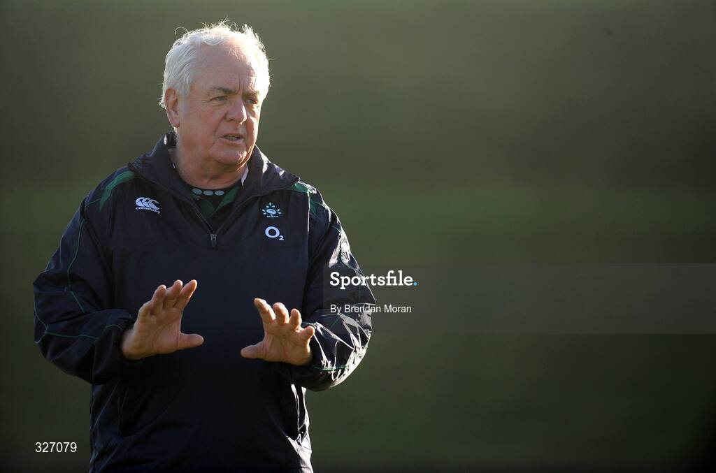 10 November 2008; Ireland assistant coach Alan Gaffney during rugby squad training. University of Limerick, Limerick. Picture credit: Brendan Moran / SPORTSFILE