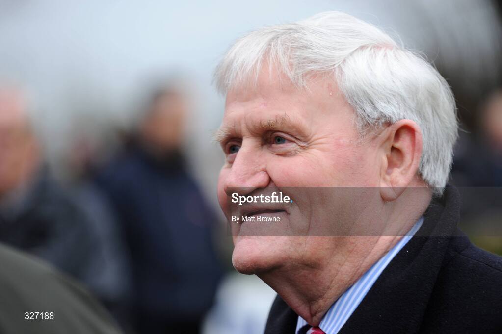13 November 2008; Sean Connelly from Clonmel Oil, Clonmel racecourse, Clonmel, Co. Tipperary. Picture credit: Matt Browne / SPORTSFILE