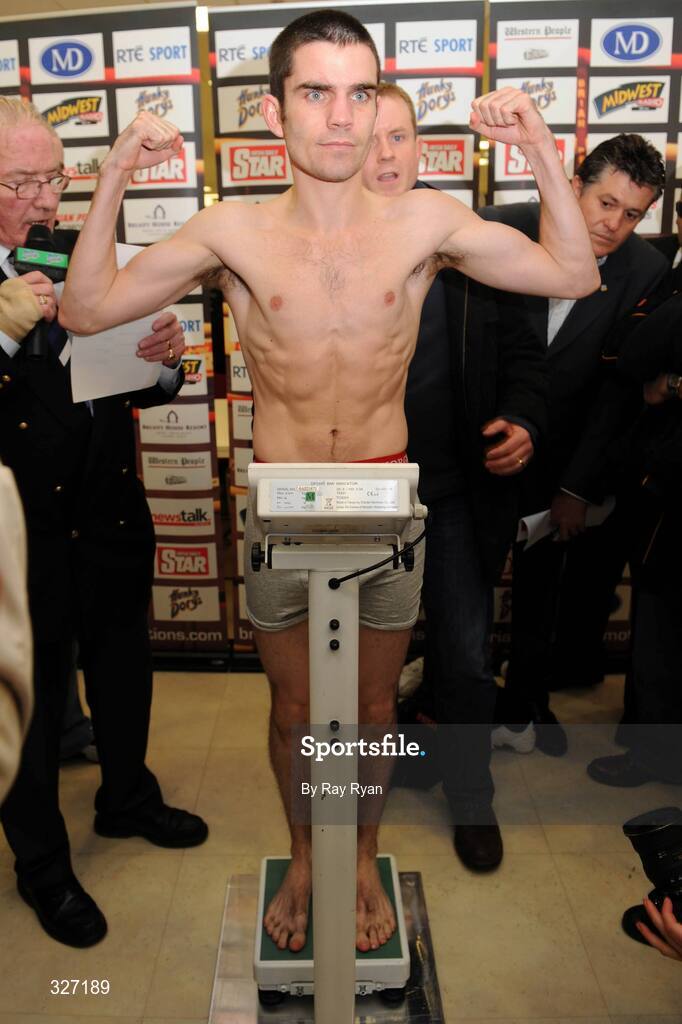 14 November 2008; Bernard Dunne at the pre fight weigh-in ahead of the Hunky Dory Fight Night this Saturday November 15th. Castlebar, Co. Mayo. Picture credit: Ray Ryan / SPORTSFILE