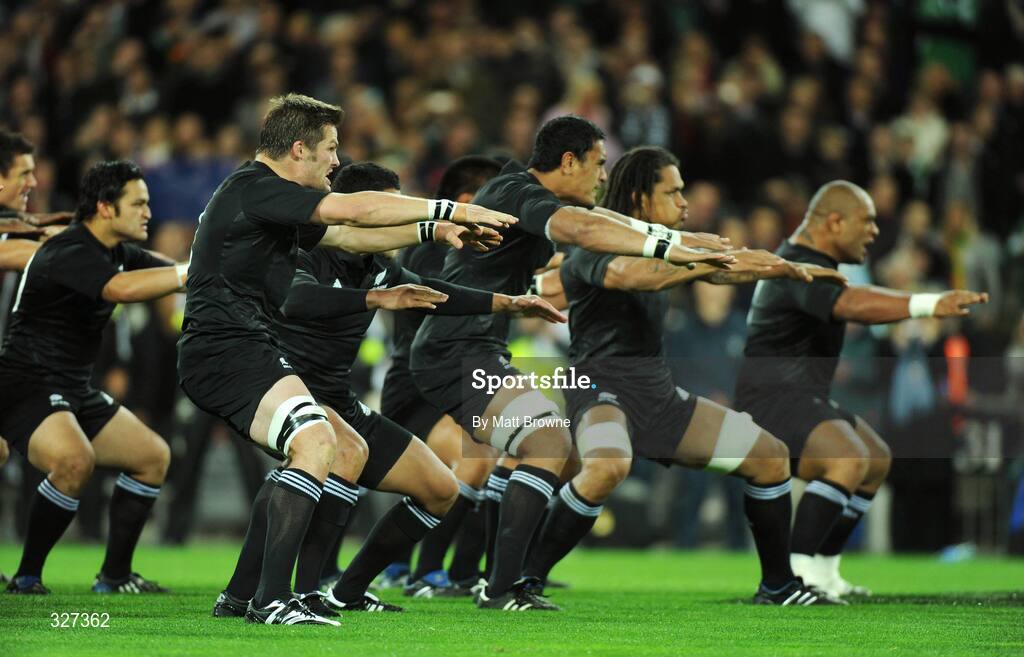 15 November 2008; The New Zealand players perform the Haka against Ireland. Guinness Autumn Internationals, Ireland v New Zealand, Croke Park, Dublin. Picture credit: Matt Browne / SPORTSFILE