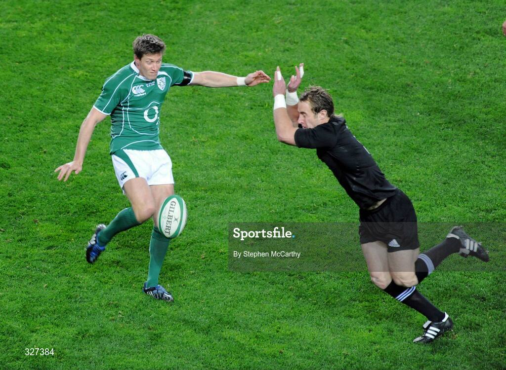 15 November 2008; Ronan O'Gara, Ireland, has his kick blocked down by Jimmy Cowan, New Zealand. Guinness Autumn Internationals, Ireland v New Zealand, Croke Park, Dublin. Picture credit: Stephen McCarthy / SPORTSFILE