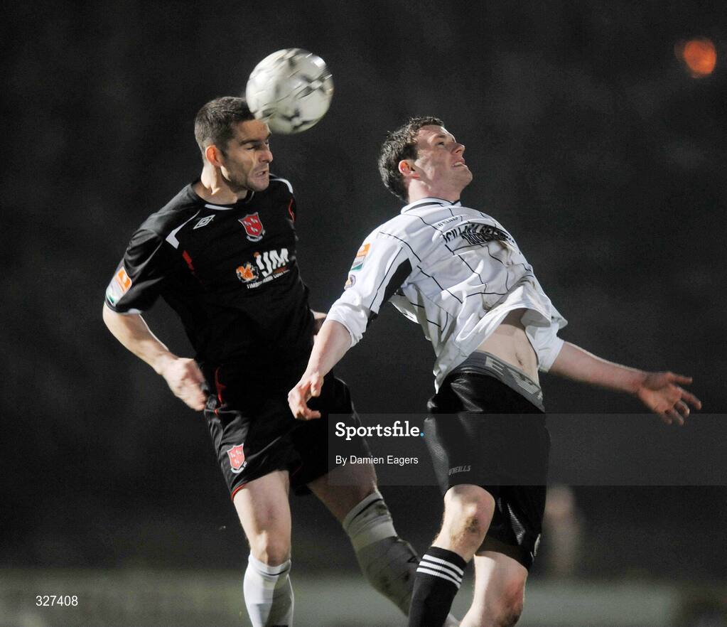 15 November 2008; Paul Shiles, Dundalk, in action against Barry Slattery, Kildare County. eircom League First Division, Kildare County v Dundalk, Station Road, Kildare. Picture credit: Damien Eagers / SPORTSFILE