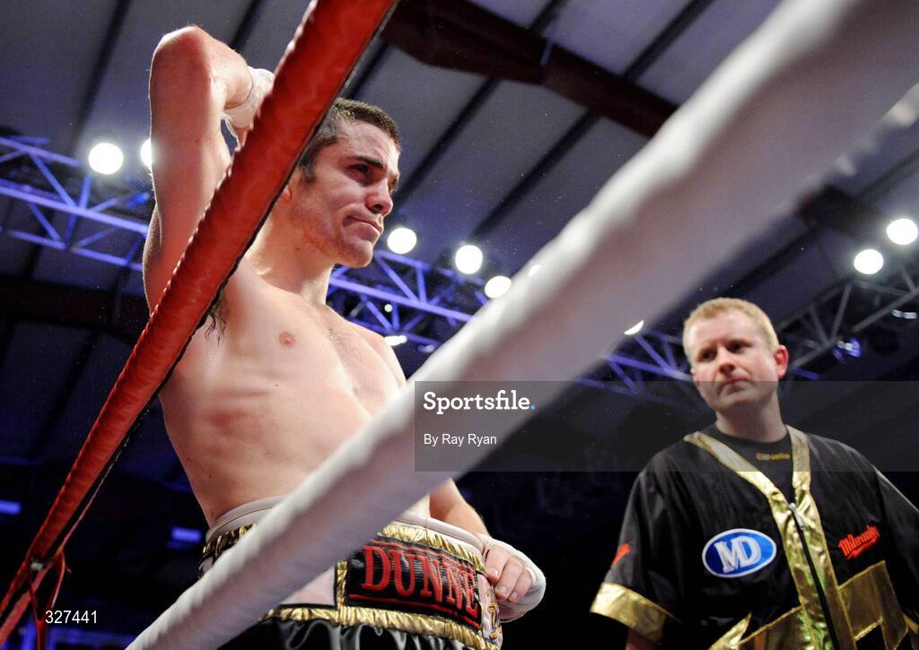 15 November 2008; Bernard Dunne after suffering a cut to the head from Cristian Faccio, which resulted in the fight being stopped. Hunky Dory Fight Night, Breaffy House Hotel, Mayo. Picture credit: Ray Ryan / SPORTSFILE