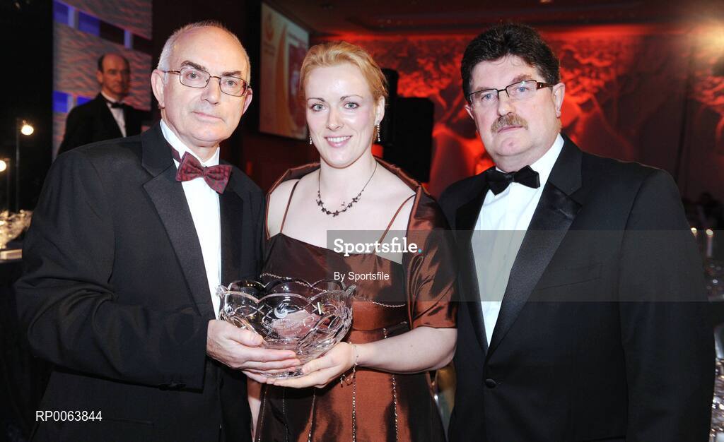 15 November 2008; Eileen O'Keeffe, Kilkenny City Harriers, is presented with the award for Field Athlete of the Year by John Foley, right, Chief Executive of Waterford Crystal and Liam Hennessy, President of Athletics Ireland. National Athletics Awards with Waterford Crystal, Crowne Plaza, Santry, Dublin. Photo by Sportsfile
