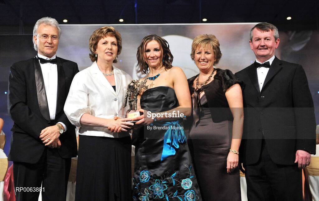 15 November 2008; Niamh Kindlon of Monaghan, is presented with her All-Star award by President Mary McAleese, in the company of, from left, Tony Towell, O'Neills, Geraldine Giles, President, Cumann Peil na mBan and Pol O Gallchoir, Ceannsai, TG4. TG4 O'Neill's Ladies Football All-Stars Awards, Citywest Hotel, Dublin. Picture credit: Brendan Moran / SPORTSFILE