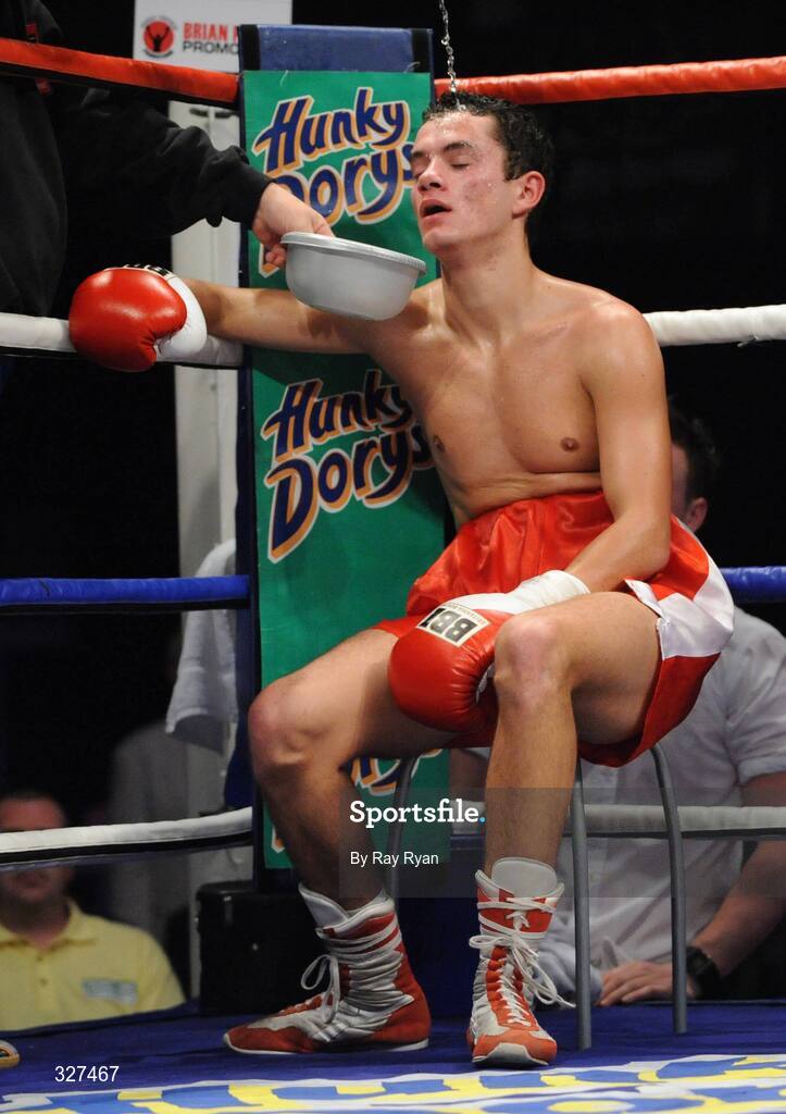 15 November 2008; An exhausted Piotr Niesporek after loosing his fight against Steve Barnes. Hunky Dory Fight Night, Breaffy House Hotel, Mayo. Picture credit: Ray Ryan / SPORTSFILE