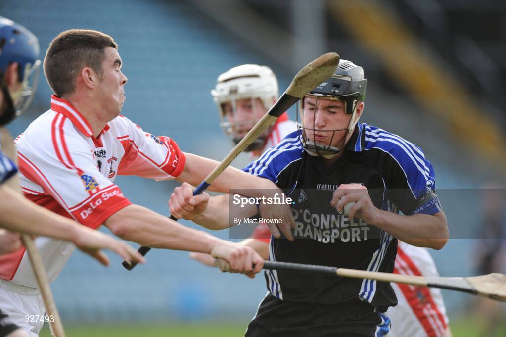 16 November 2008; Cian McCarthy, Sarsfields, in action against Bryan Phelan, De La Salle. AIB Munster Senior Club Hurling Championship Semi-Final, Sarsfields v De La Salle, Pairc Ui Chaoimh, Cork. Picture credit: Matt Browne / SPORTSFILE