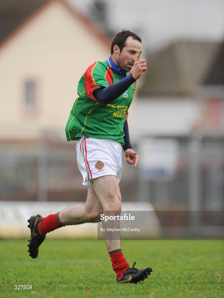 16 November 2008; Kieran Foley, Mid Kerry, celebrates after scoring his side's first goal. Kerry Senior Football Final, Kerins O'Rahilly's v Mid Kerry, Fitzgerald Stadium, Killarney, Co. Kerry. Picture credit: Stephen McCarthy / SPORTSFILE