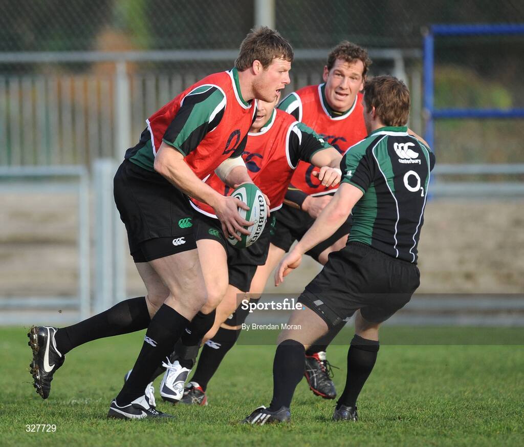 18 November 2008; Lock Malcolm O'Kelly in action during Ireland rugby squad training. Donnybrook Stadium, Dublin. Picture credit: Brendan Moran / SPORTSFILE