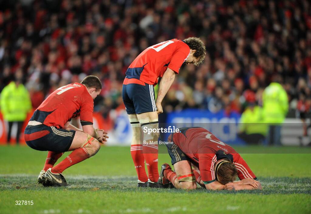 18 November 2008; Munster players Donnacha Ryan, 4, John O'Sullivan and Mick O'Driscoll after the final whistle. Zurich Challenge Match, Munster v New Zealand, Thomond Park, Limerick. Picture credit: Matt Browne / SPORTSFILE