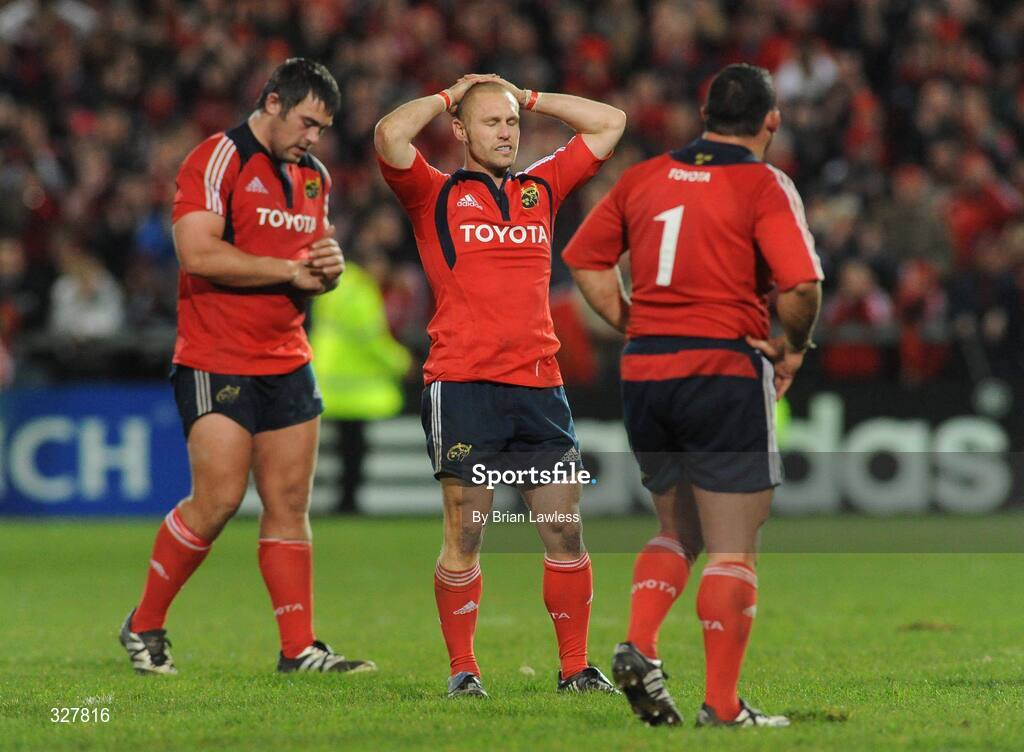 18 November 2008; Munster's Paul Warwick, centre, Tony Buckley, left, and Federico Pucciariello, after the match. Zurich Challenge Match, Munster v New Zealand, Thomond Park, Limerick. Picture credit: Brian Lawless / SPORTSFILE