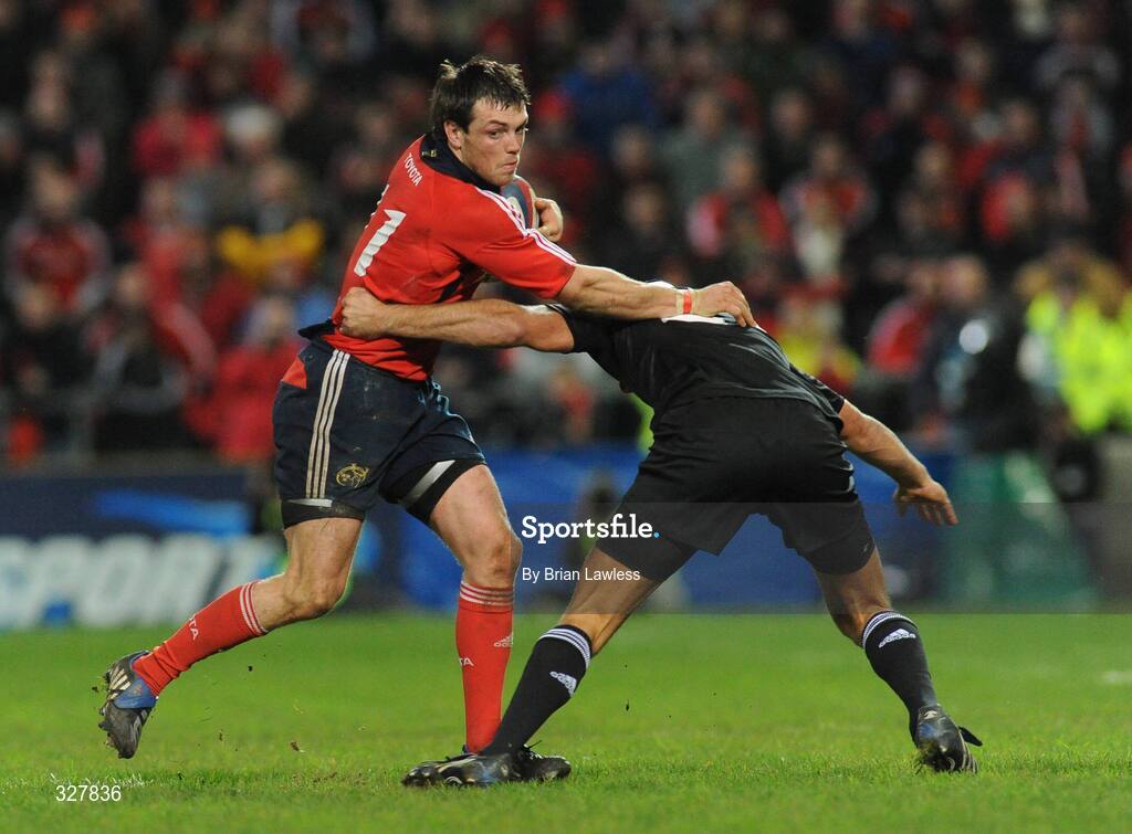 18 November 2008; Ian Dowling, Munster, in action against Richard Kahui, New Zealand. Zurich Challenge Match, Munster v New Zealand, Thomond Park, Limerick. Picture credit: Brian Lawless / SPORTSFILE