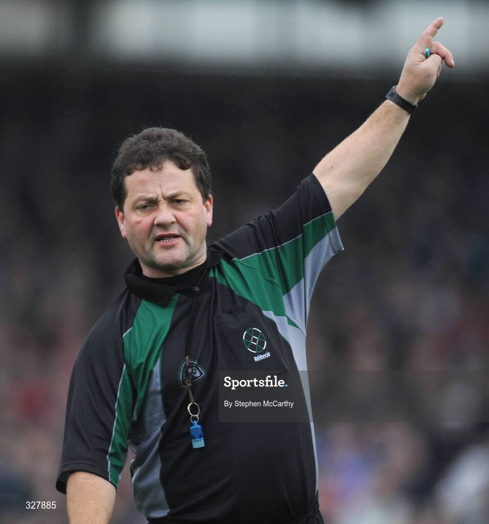 16 November 2008; Referee Donal Casey. Kerry Senior Football Final, Kerins O'Rahilly's v Mid Kerry, Fitzgerald Stadium, Killarney, Co. Kerry. Picture credit: Stephen McCarthy / SPORTSFILE