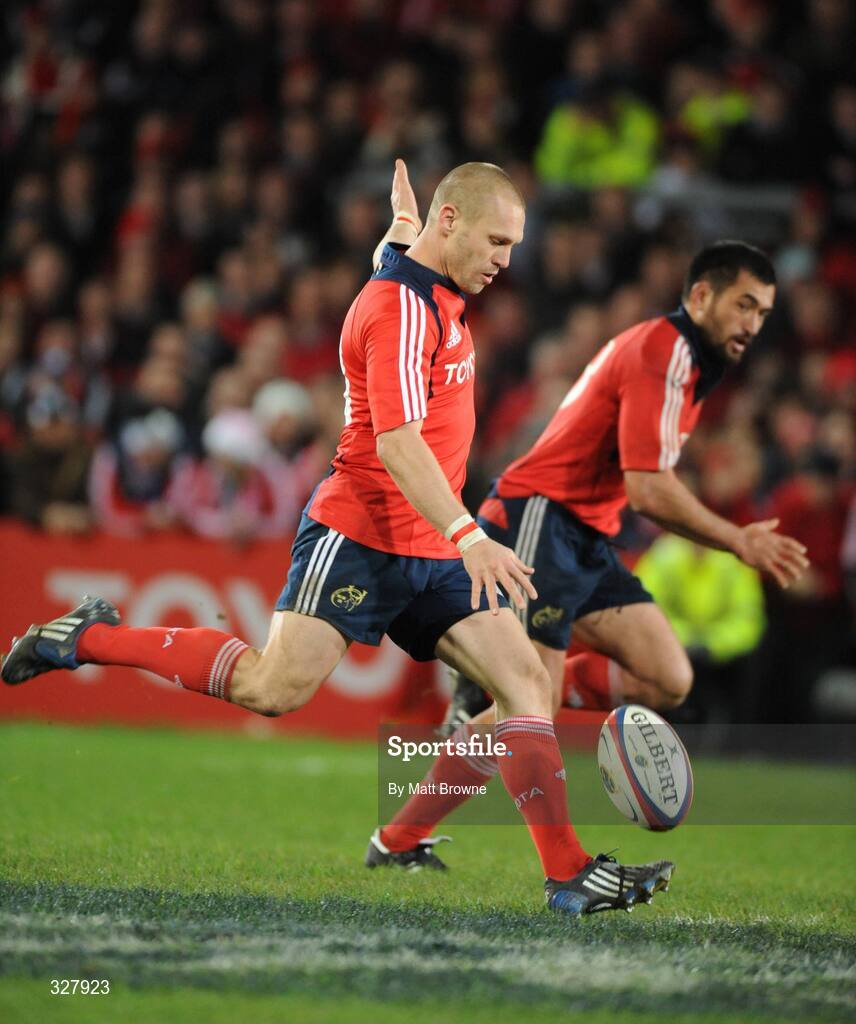 18 November 2008; Paul Warwick, Munster. Zurich Challenge Match, Munster v New Zealand, Thomond Park, Limerick. Picture credit: Matt Browne / SPORTSFILE