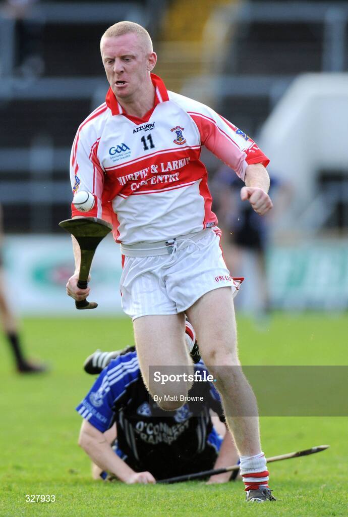16 November 2008; John Mullane, De La Salle, in action against Joe Barry, Sarsfields. AIB Munster Senior Club Hurling Championship Semi-Final, Sarsfields v De La Salle, Pairc Ui Chaoimh, Cork. Picture credit: Matt Browne / SPORTSFILE