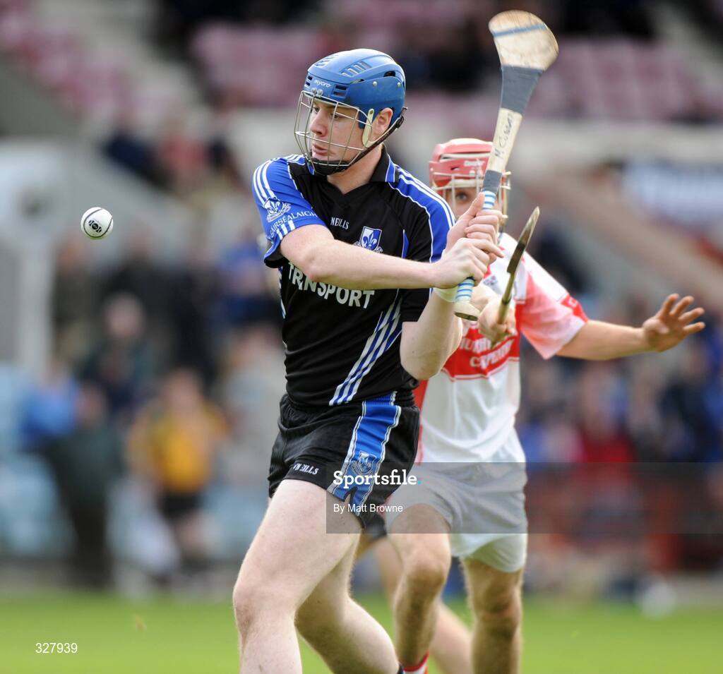 16 November 2008; Michael Cussen, Sarsfields, in action against Michael Doherty, De La Salle. AIB Munster Senior Club Hurling Championship Semi-Final, Sarsfields v De La Salle, Pairc Ui Chaoimh, Cork. Picture credit: Matt Browne / SPORTSFILE
