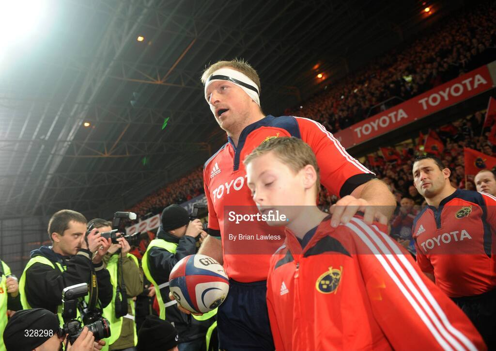 18 November 2008; Munster captain Mick O'Driscoll leads his team onto the pitch. Zurich Challenge Match, Munster v New Zealand, Thomond Park, Limerick. Picture credit: Brian Lawless / SPORTSFILE