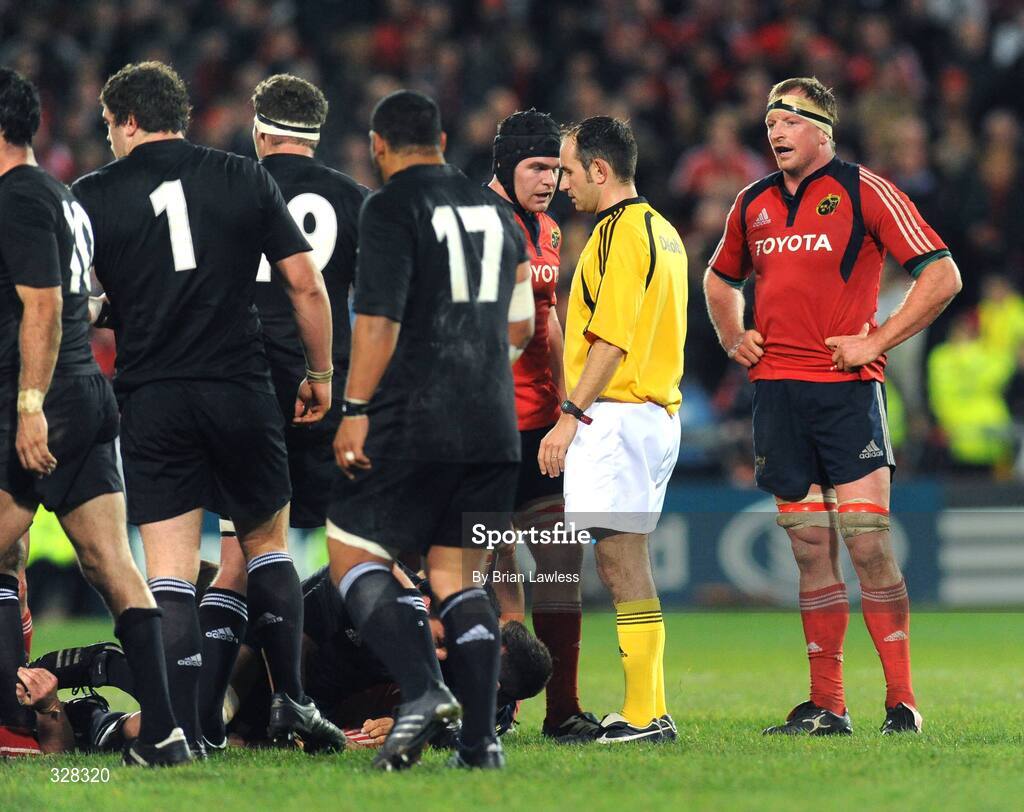 18 November 2008; Munster's Mick O'Driscoll during the match. Zurich Challenge Match, Munster v New Zealand, Thomond Park, Limerick. Picture credit: Brian Lawless / SPORTSFILE