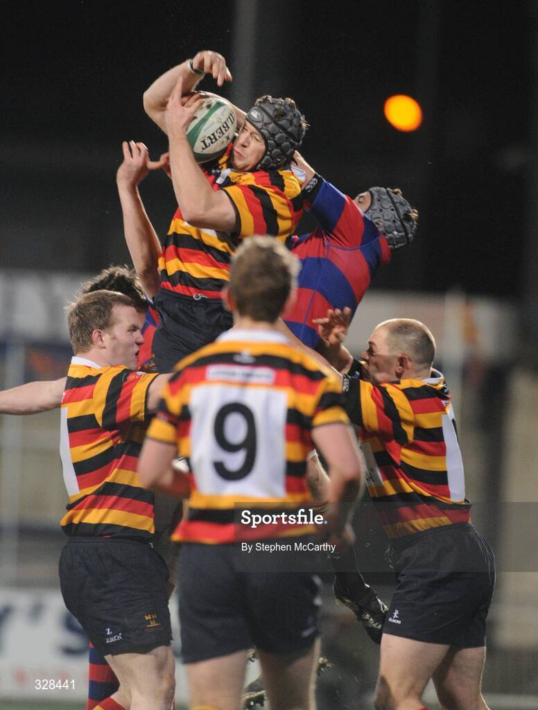21 November 2008; Alan Maher, Lansdowne, in action against Ben Reilly, Clontarf. Leinster Senior League Cup Final, Clontarf v Lansdowne, Donnybrook Stadium, Dublin. Picture credit: Stephen McCarthy / SPORTSFILE