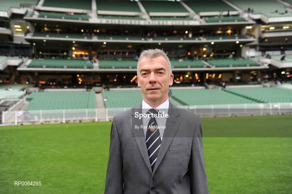 31 October 2008; Referee Pat McEnaney ahead of the game. Toyota International Rules Series, Australia v Ireland, Melbourne Cricket Ground, Melbourne, Australia. Picture credit: Ray McManus / SPORTSFILE