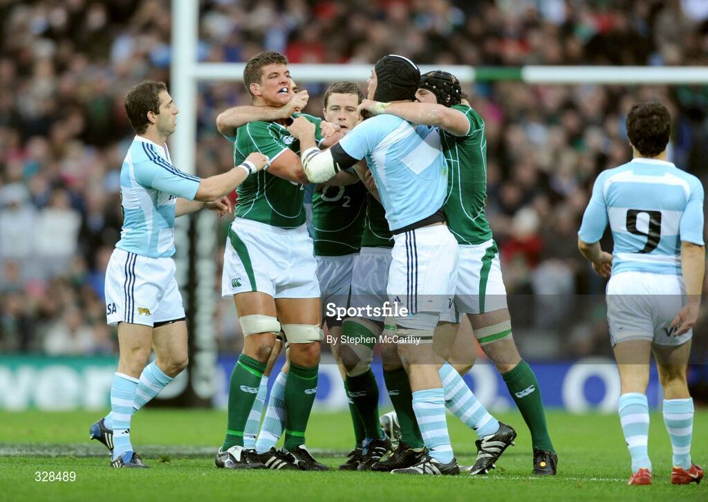 22 November 2008; Donncha O'Callaghan, Ireland, and Rimas Alvarez Kairelis, Argentina, tussle off the ball. Guinness Autumn Internationals, Ireland v Argentina, Croke Park, Dublin. Picture credit: Stephen McCarthy / SPORTSFILE