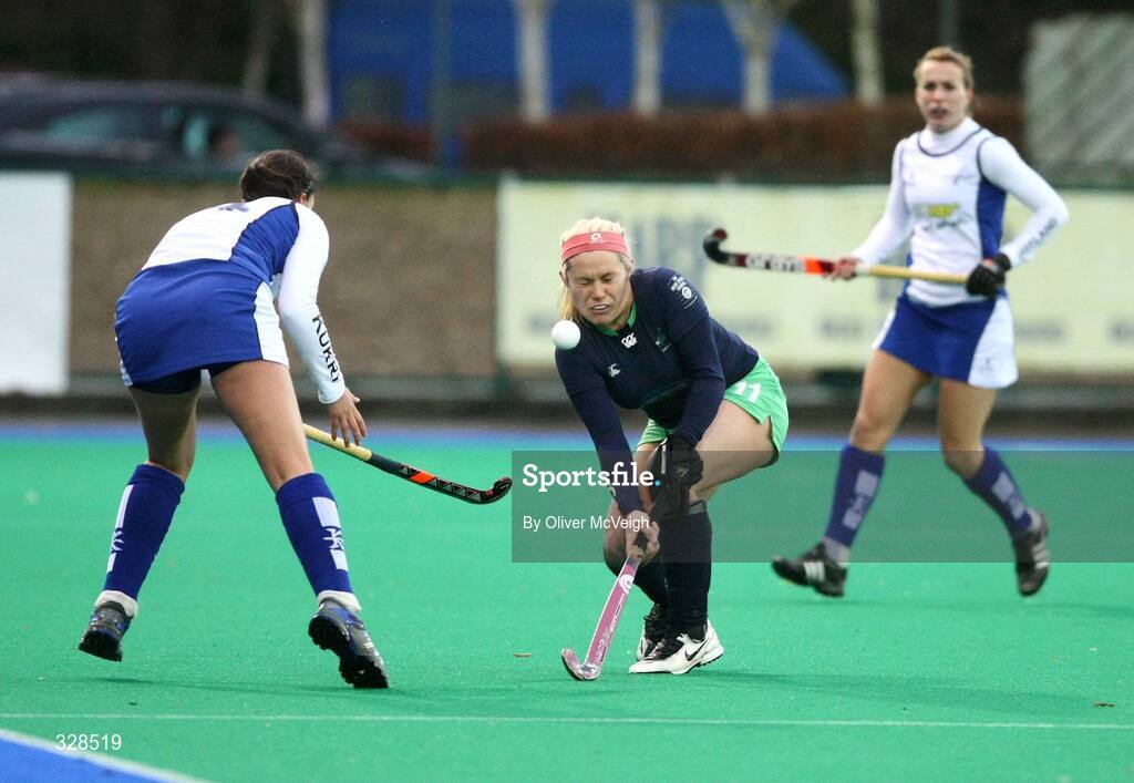 22 November 2008; Jenny McDonough, Ireland, in action against Emma Rochlin, Scotland. Women's International, Ireland v Scotland, Banbridge Hockey Club, Banbridge, Co. Down. Picture credit: Oliver McVeigh / SPORTSFILE