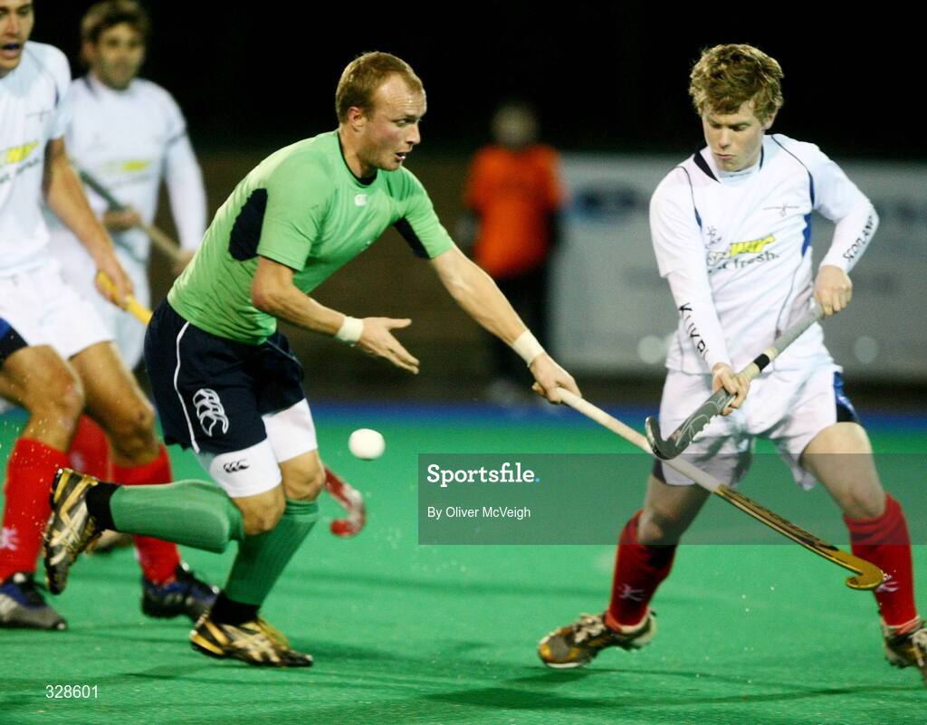 22 November 2008; Graham Shaw, Ireland, in action against Iain Scholefield, Scotland. Men's International, Ireland v Scotland, Banbridge Hockey Club, Banbridge, Co. Down. Picture credit: Oliver McVeigh / SPORTSFILE