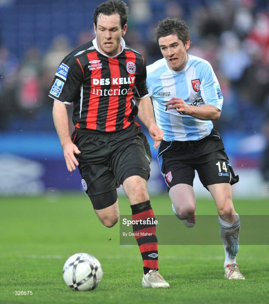 23 November 2008; Mark Rossiter, Bohemians, in action against Gareth McGlynn, Derry City. Ford FAI Cup Final 2008, Bohemians v Derry City, RDS, Ballsbridge, Dublin. Picture credit: David Maher / SPORTSFILE