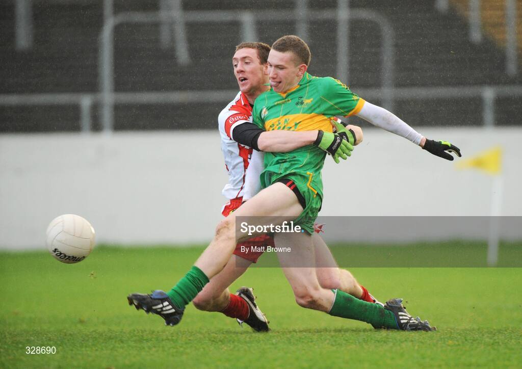 23 November 2008; Anton Sullivan, Rhode, scores the third goal of the game against Eire Og despite the tackle of James Ryan. AIB Leinster Senior Club Football Championship Semi-Final, Eire Og v Rhode, Dr. Cullen Park, Carlow. Picture credit: Matt Browne / SPORTSFILE