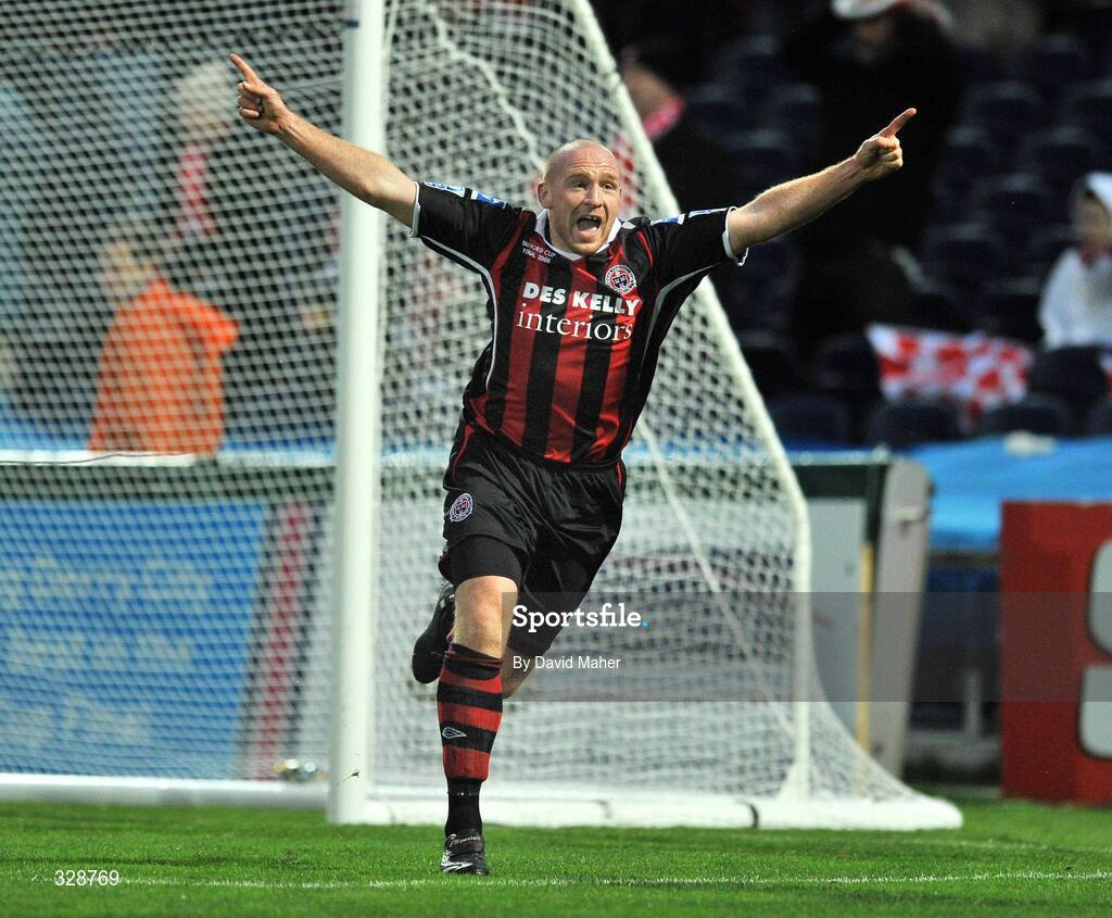 23 November 2008; Glen Crowe, Bohemians, celebrates after scoring his side's first goal. Ford FAI Cup Final 2008, Bohemians v Derry City, RDS, Ballsbridge, Dublin. Picture credit: David Maher / SPORTSFILE
