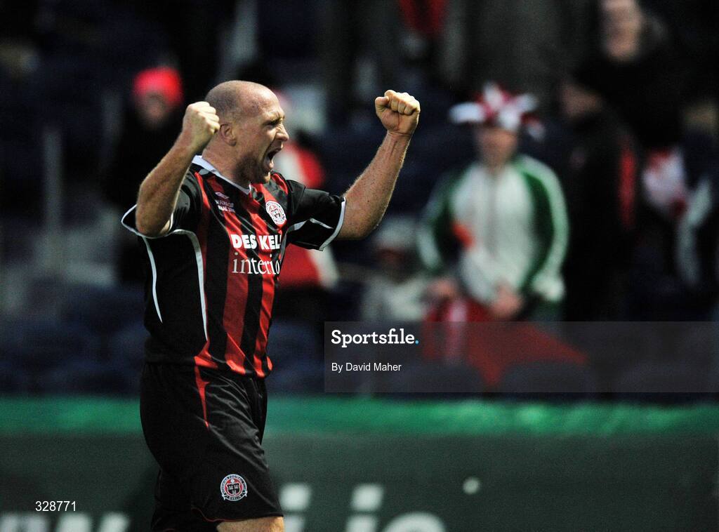 23 November 2008; Glen Crowe, Bohemians, celebrates after scoring his side's first goal. Ford FAI Cup Final 2008, Bohemians v Derry City, RDS, Ballsbridge, Dublin. Picture credit: David Maher / SPORTSFILE