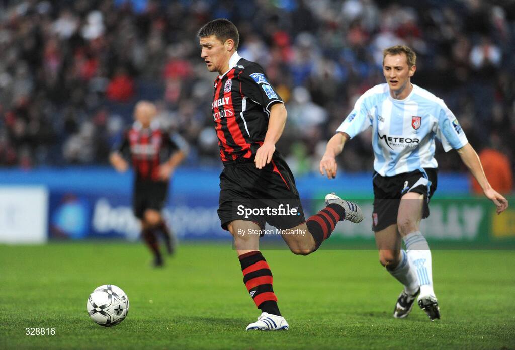 23 November 2008; Gary Deegan, Bohemians, in action against Sammy Morrow, Derry City. Ford FAI Cup Final 2008, Bohemians v Derry City, RDS, Ballsbridge, Dublin. Picture credit: Stephen McCarthy / SPORTSFILE