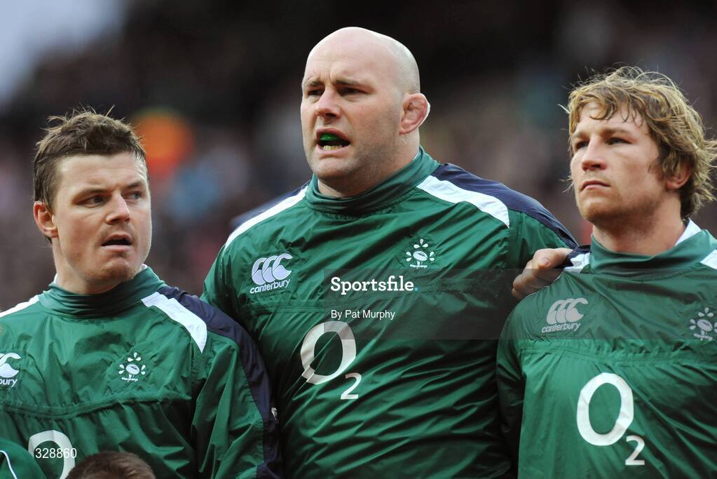 22 November 2008; Ireland's Brian O'Driscoll, John Hayes, centre, and Jerry Flannery, right, during the national anthems. Guinness Autumn Internationals, Ireland v Argentina, Croke Park, Dublin. Picture credit: Pat Murphy / SPORTSFILE