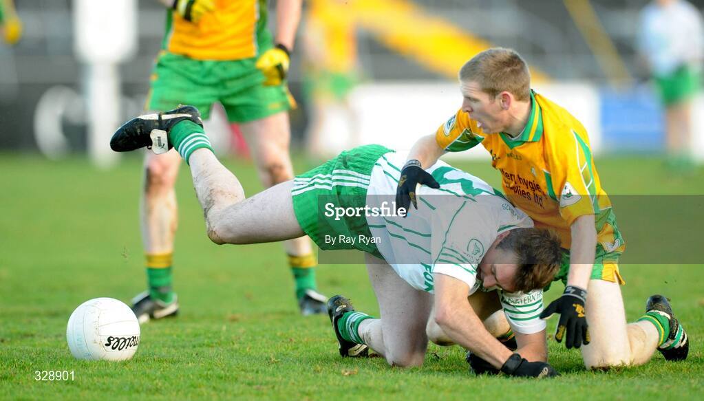23 November 2008; Kieran McGrath, Corofin, in action against Keith Carty, Eastern Harps. AIB Connacht Senior Club Football Championship Final, Corofin v Eastern Harps, Pearse Stadium, Galway. Picture credit: Ray Ryan / SPORTSFILE
