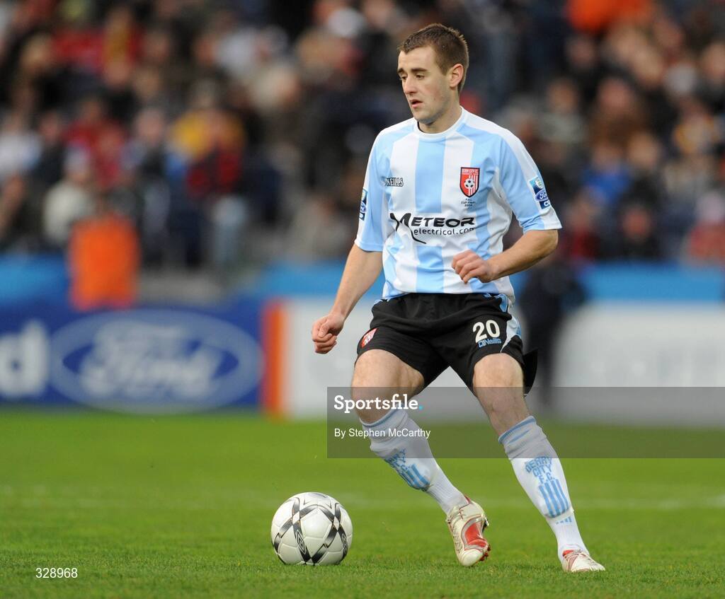 23 November 2008; Niall McGinn, Derry City. Ford FAI Cup Final 2008, Bohemians v Derry City, RDS, Ballsbridge, Dublin. Picture credit: Stephen McCarthy / SPORTSFILE