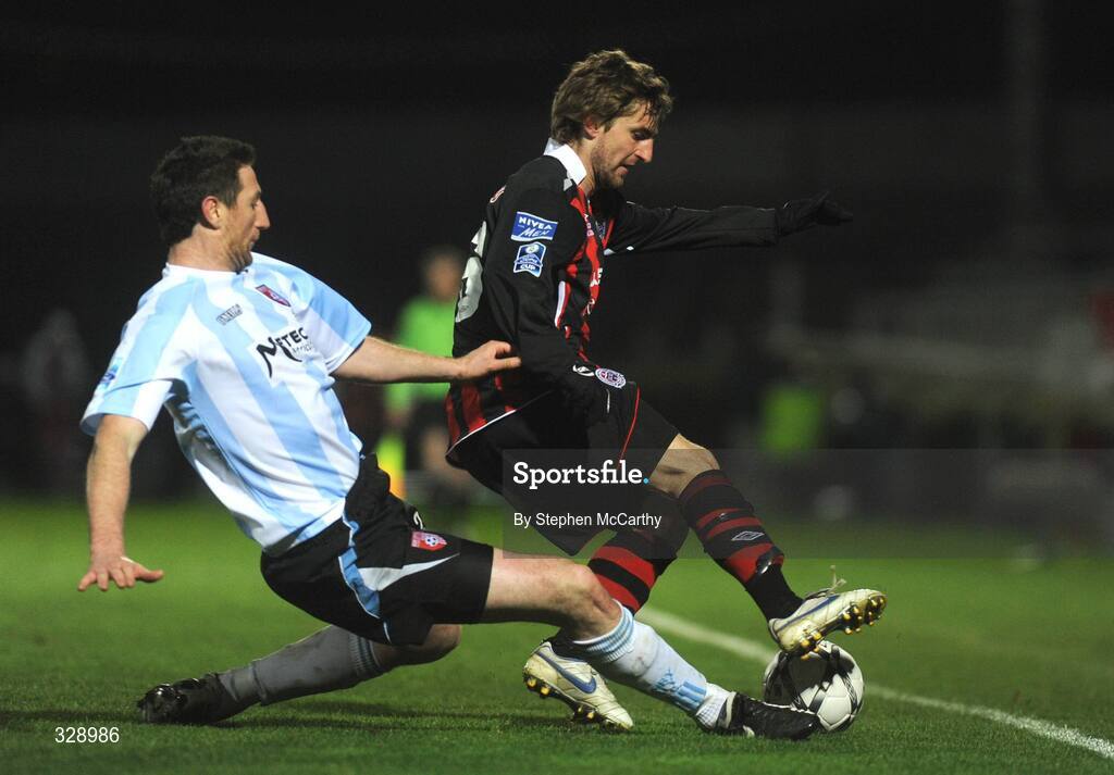 23 November 2008; Mindugas Kalonas, Bohemians, in action against Clive Delaney, Derry City. Ford FAI Cup Final 2008, Bohemians v Derry City, RDS, Ballsbridge, Dublin. Picture credit: Stephen McCarthy / SPORTSFILE