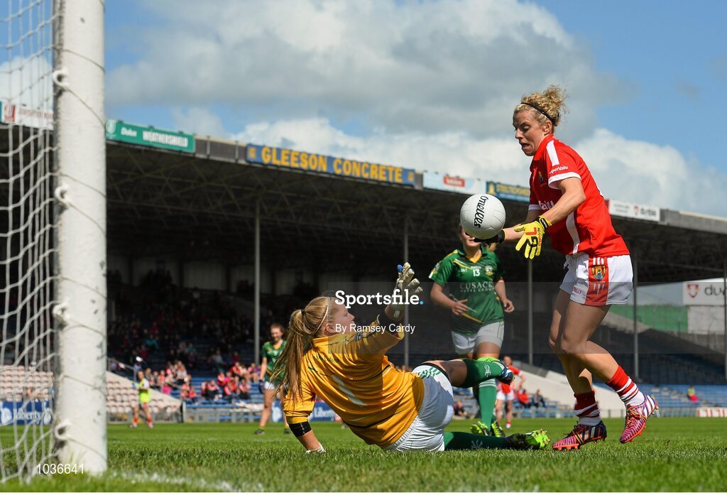 3 August 2015; Valerie Mulcahy, Cork, in action against Aine Bennett, Meath, after a missed penalty. TG4 Ladies Football All-Ireland Senior Championship, Qualifier Round 2, Cork v Meath. Semple Stadium, Thurles, Co. Tipperary. Picture credit: Ramsey Cardy / SPORTSFILE