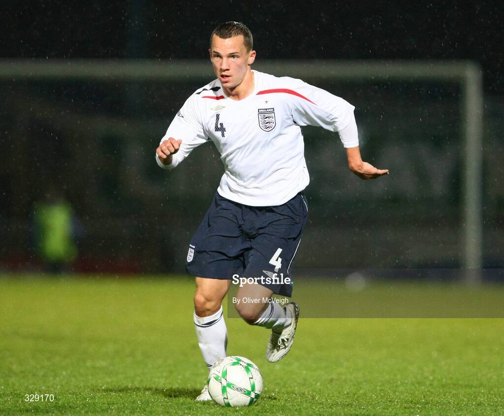 10 October 2008; Daniel Drinkwater, England. UEFA Under 19 European Championships Qualifying Round, Northern Ireland v England, Windsor Park, Belfast. Picture credit: Oliver McVeigh / SPORTSFILE