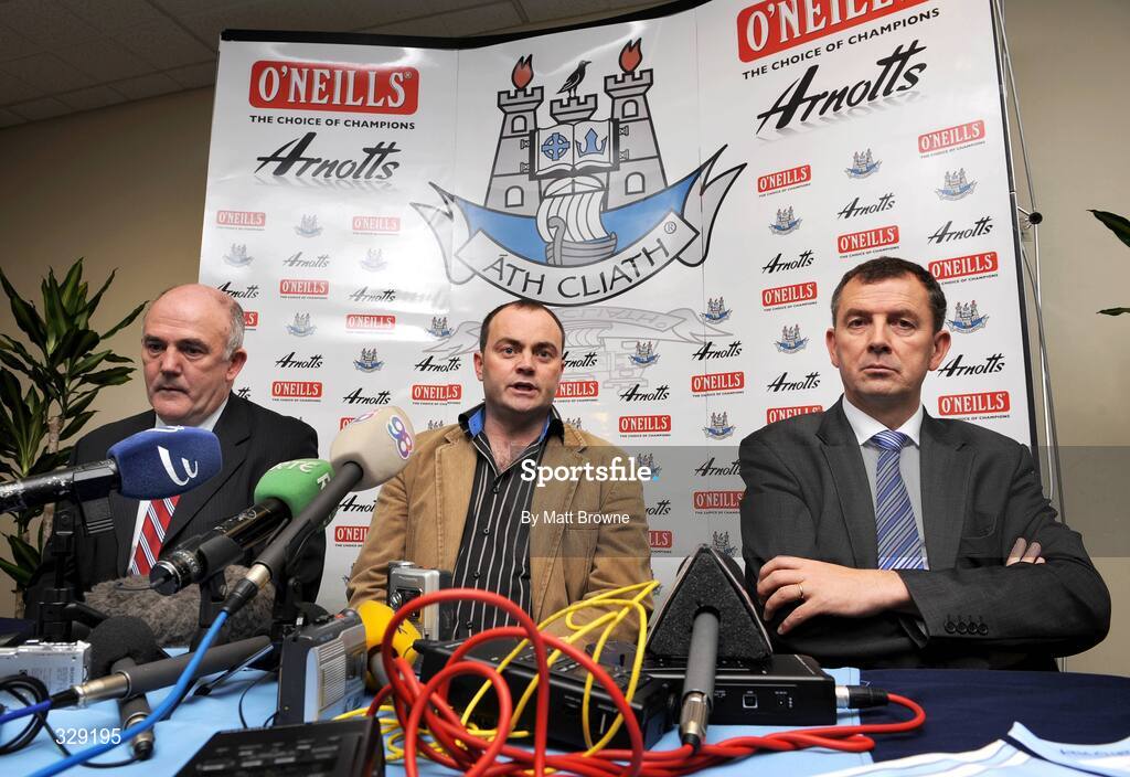 26 November 2008; New Dublin hurling manager Anthony Daly with Dublin County Board Chairman Gerry Harrington, left, and Dublin County Board Chief Executive John Costello, during a press conference. Parnell Park, Dublin. Picture credit: Matt Browne / SPORTSFILE
