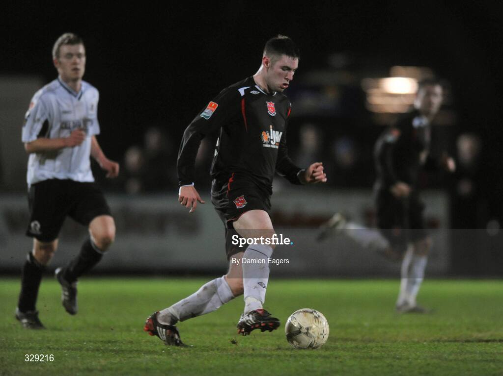 15 November 2008; Derek Doyle, Dundalk. eircom League First Division, Kildare County v Dundalk, Station Road, Kildare. Picture credit: Damien Eagers / SPORTSFILE