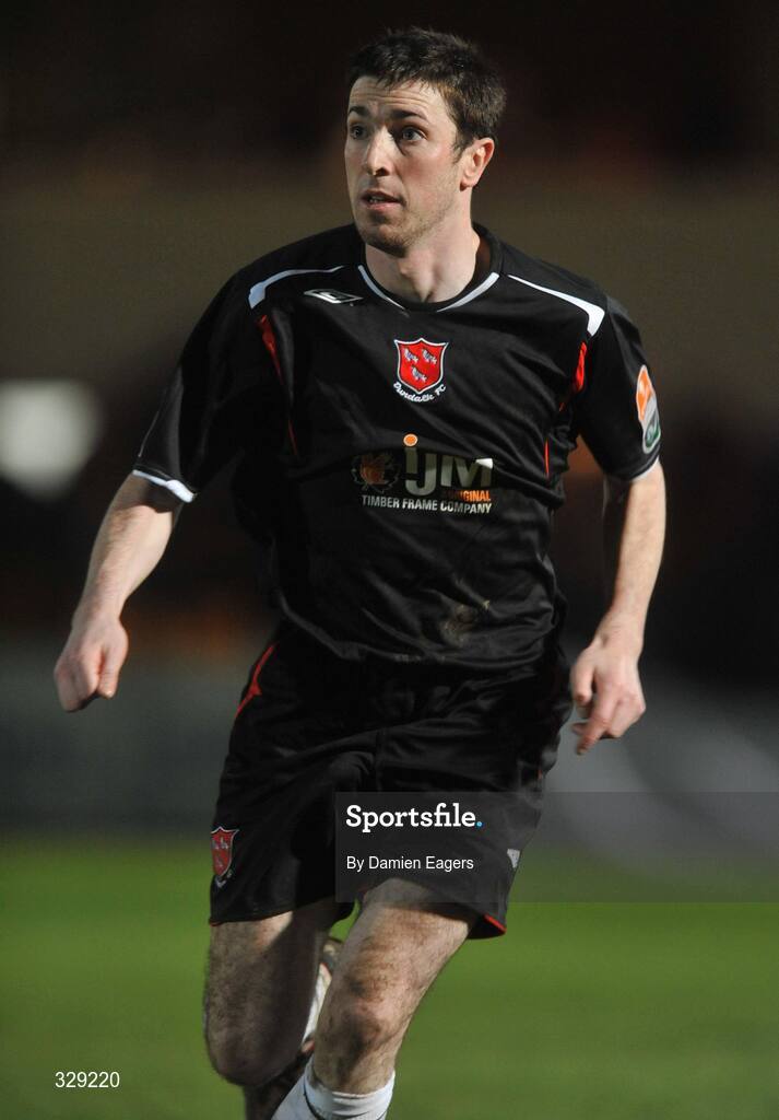 15 November 2008; Paul Shiles, Dundalk. eircom League First Division, Kildare County v Dundalk, Station Road, Kildare. Picture credit: Damien Eagers / SPORTSFILE