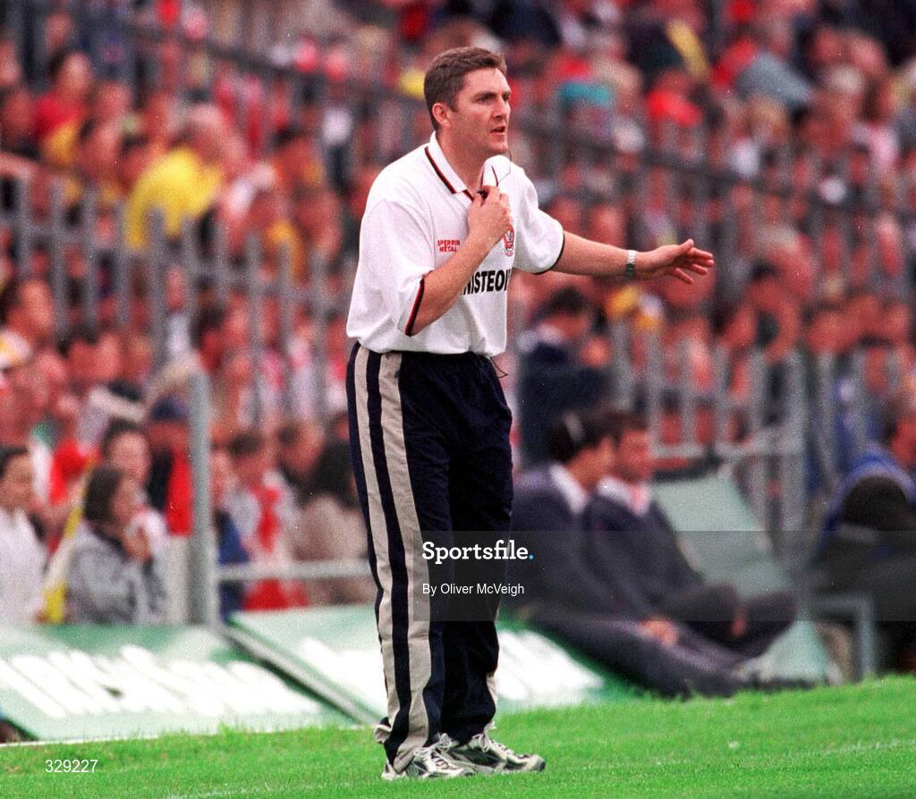 18 June 2000; Derry assistant manager Damien Cassidy on the sideline during the game. Derry v Antrim, Ulster Football Championship, Casement Park, Belfast. Picture credit: Oliver McVeigh / SPORTSFILE