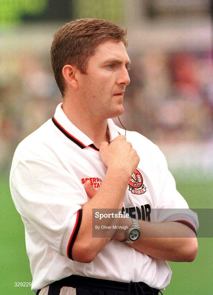 18 June 2000; Derry assistant manager Damien Cassidy on the sideline during the game. Derry v Antrim, Ulster Football Championship, Casement Park, Belfast. Picture credit: Oliver McVeigh / SPORTSFILE