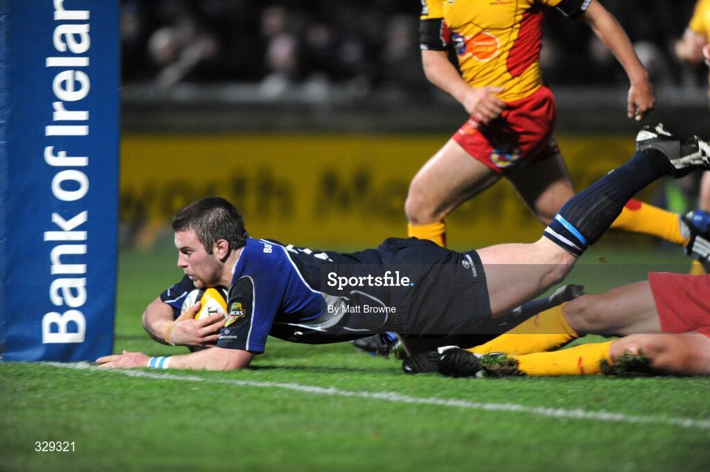 29 November 2008; Sean O'Brien, Leinster, goes over for the first try of the game. Magners League, Leinster v Newport Gwent Dragons, RDS, Dublin. Picture credit: Matt Browne / SPORTSFILE