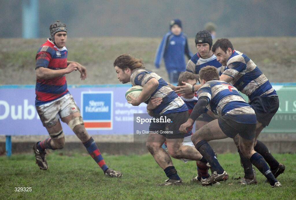 29 November 2008; Shane Byrne, Blackrock College, supported by team-mates, makes a run towards the Clontarf defence. AIB League Division 1, Clontarf v Blackrock College, Castle Avenue, Clontarf, Dublin. Picture credit: Diarmuid Greene / SPORTSFILE