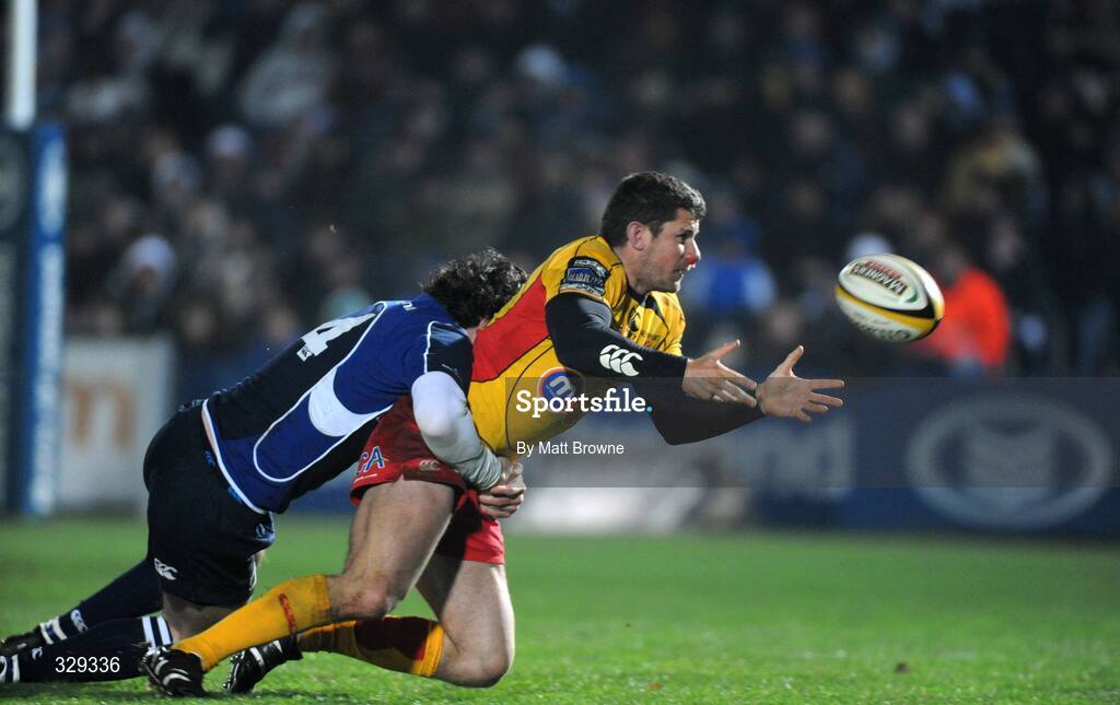 29 November 2008; Marc Stcherbina, Newport Gwent Dragons, is tackled by Shane Horgan, Leinster. Magners League, Leinster v Newport Gwent Dragons, RDS, Dublin. Picture credit: Matt Browne / SPORTSFILE