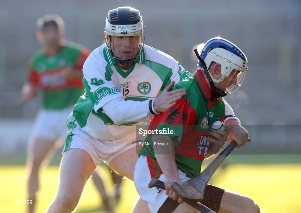 30 November 2008; John Paul O'Meara, Birr, in action against Mark Aylward, Ballyhale Shamrocks. AIB Leinster Senior Club Hurling Championship Final, Ballyhale Shamrocks v Birr, Nowlan Park, Kilkenny. Picture credit: Matt Browne / SPORTSFILE