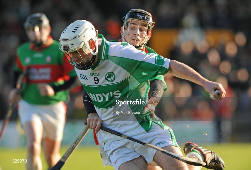 30 November 2008; Michael Fennelly, Ballyhale Shamrocks, in action against Rory Hanniffy, Birr. AIB Leinster Senior Club Hurling Championship Final, Ballyhale Shamrocks v Birr, Nowlan Park, Kilkenny. Picture credit: Matt Browne / SPORTSFILE