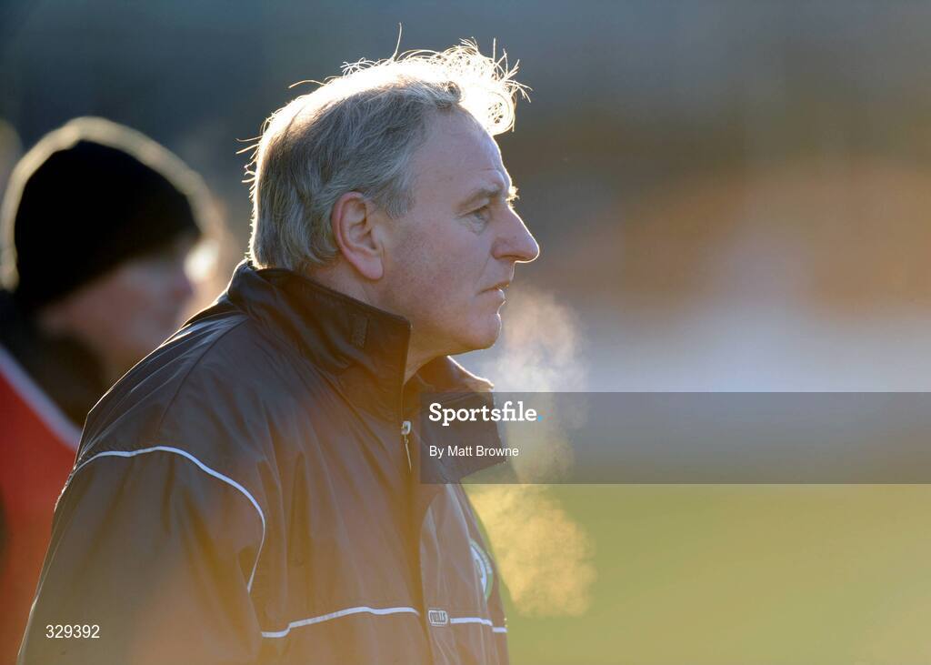 30 November 2008; Maurice Aylward, Ballyhale Shamrocks, manager watches the match. AIB Leinster Senior Club Hurling Championship Final, Ballyhale Shamrocks v Birr, Nowlan Park, Kilkenny. Picture credit: Matt Browne / SPORTSFILE